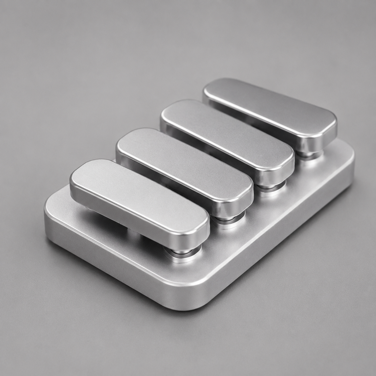 Portable metal clicker built around a simple idea: motion should feel good. Inspired by the tactile rhythm of piano keys, each click is engineered with a smooth magnetic action and a refined metal finish.